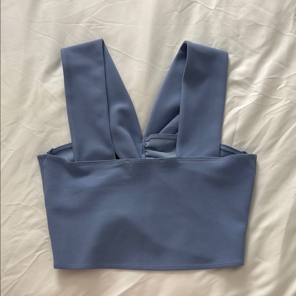 Abercrombie & Fitch Light Blue Top - Picture 3 of 3